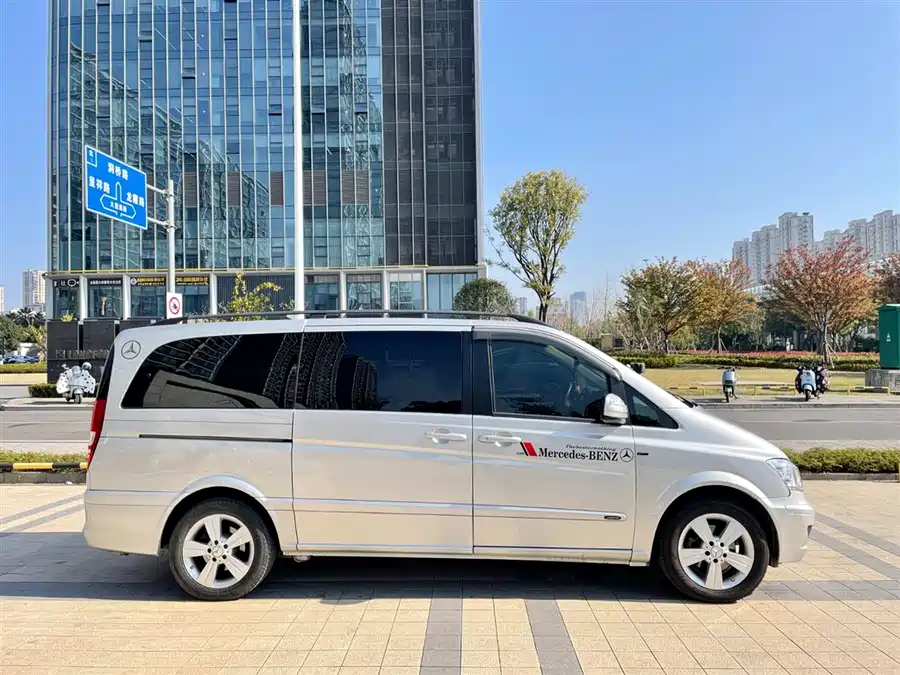Mercedes Benz Viano