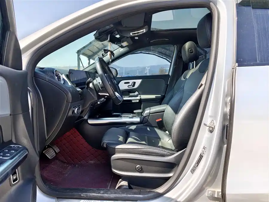 Mercedes Benz GLA AMG