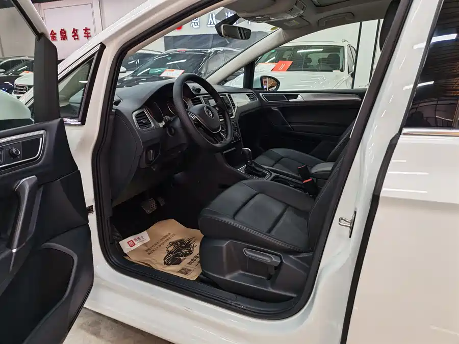 Volkswagen Golf Sportsvan