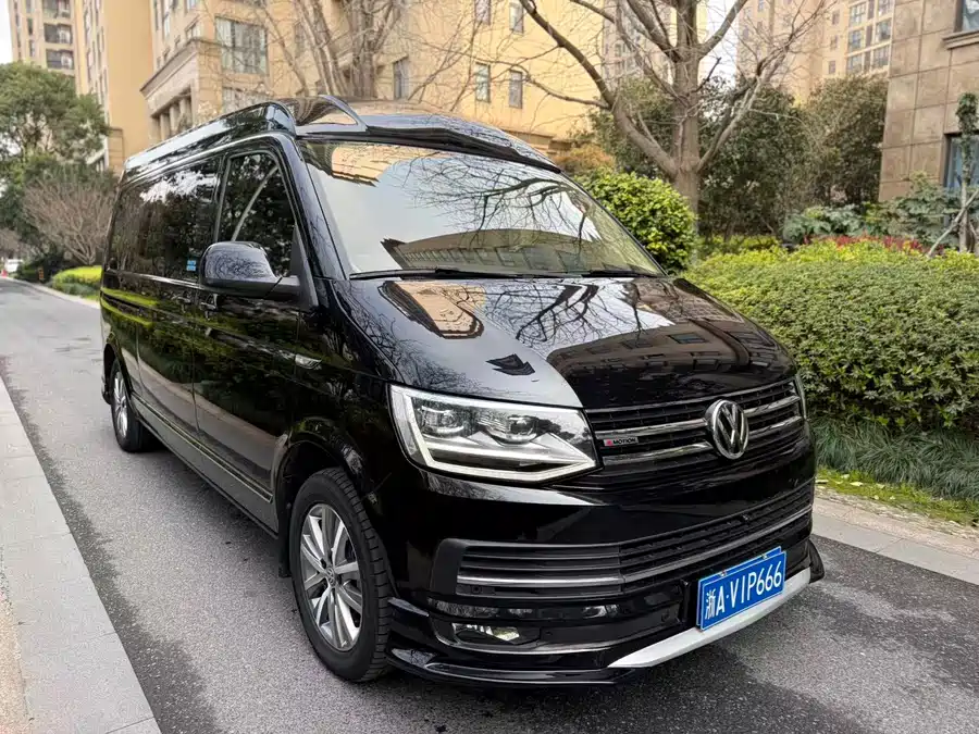 Volkswagen Caravelle