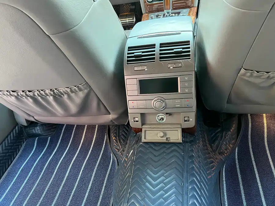 Volkswagen Phaeton / Phideon