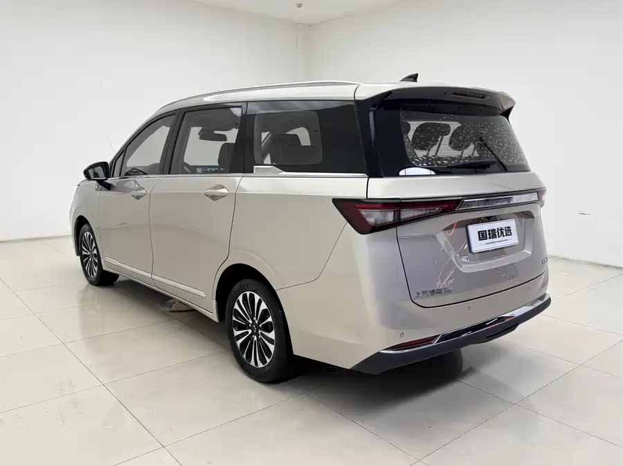 Wuling Jiachen