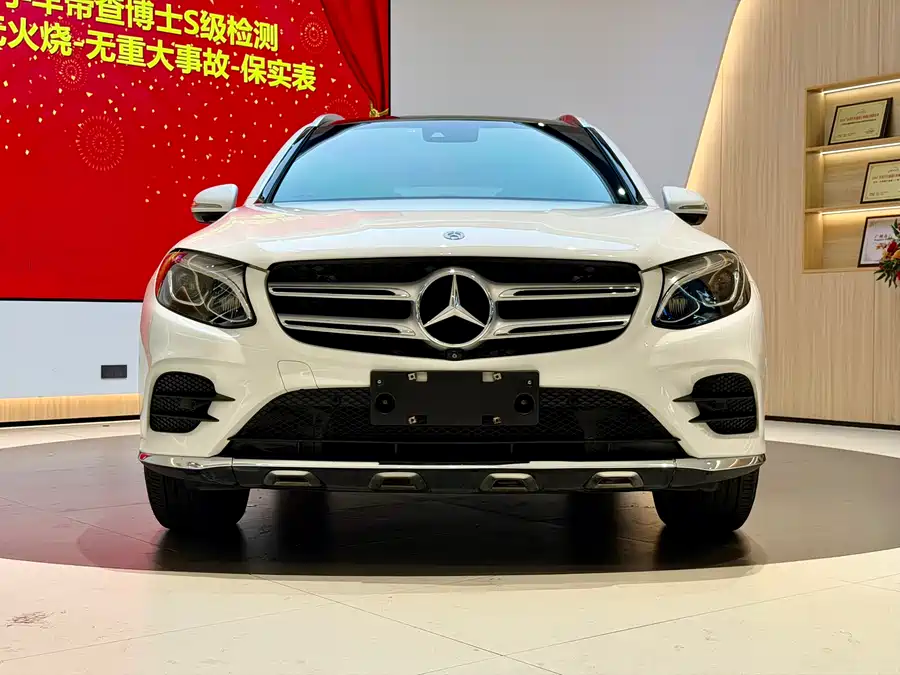 Mercedes Benz GLC