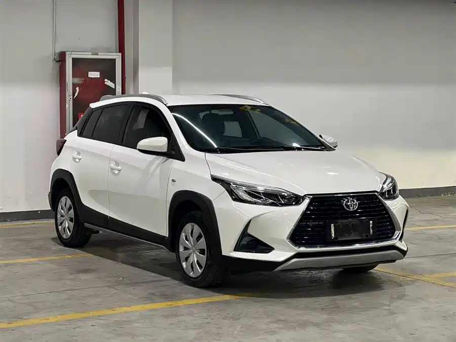 Toyota YARiS L