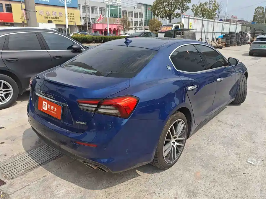 Maserati Ghibli