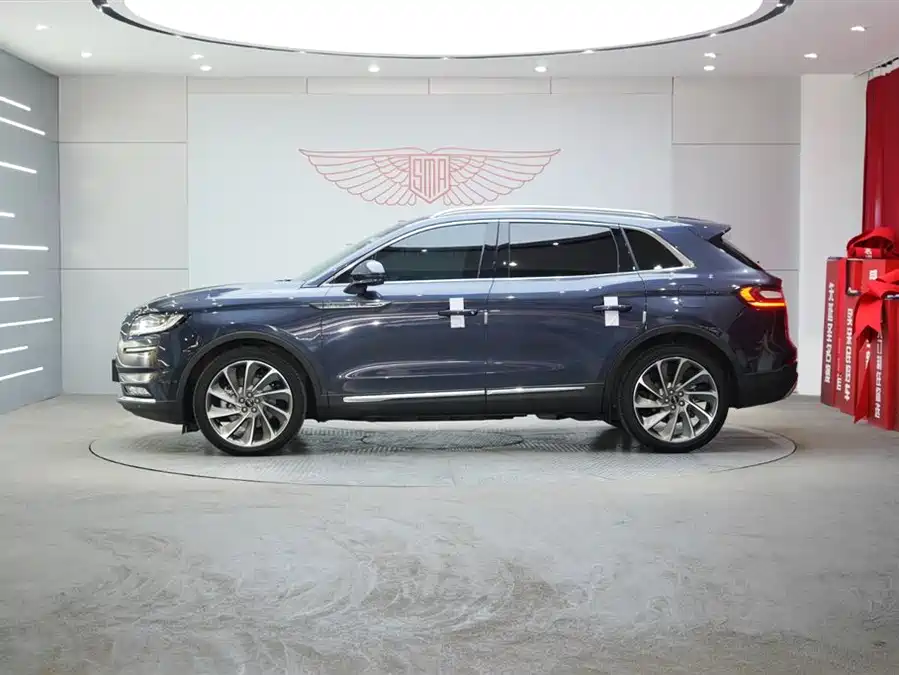 Lincoln Navigator