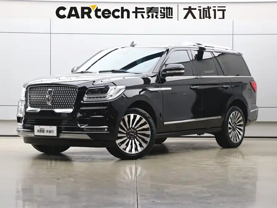 Lincoln Navigator