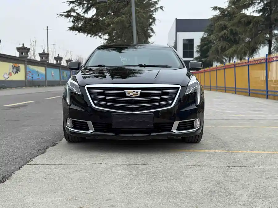 Cadillac XTS