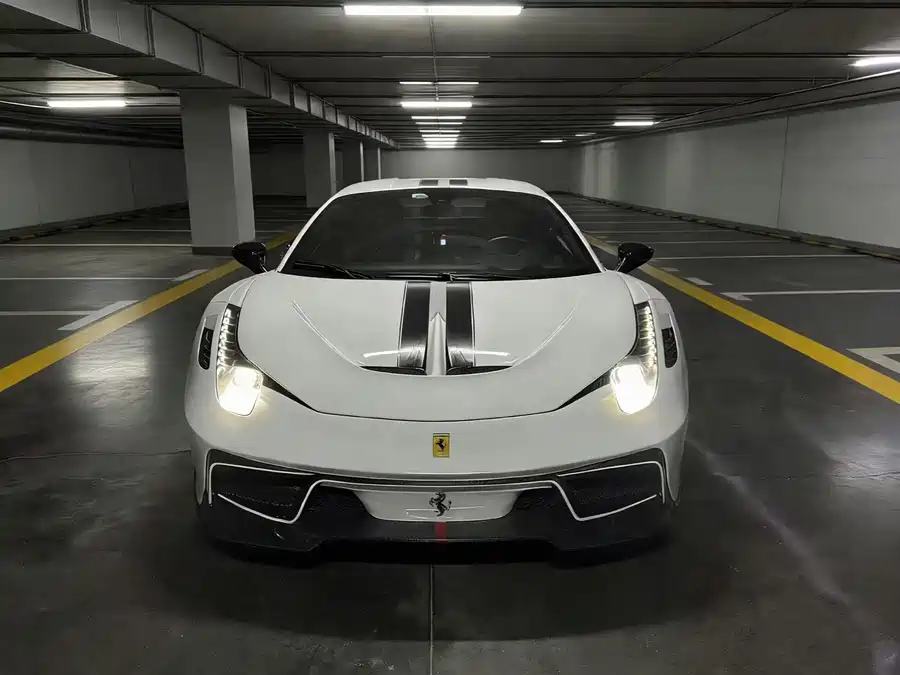 Ferrari 458