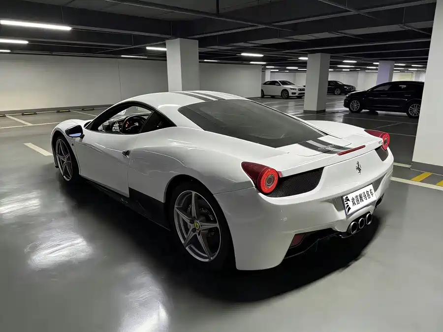 Ferrari 458