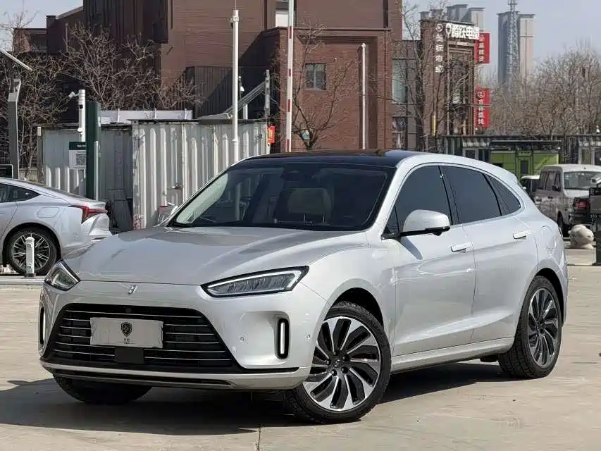AITO Wenjie M5