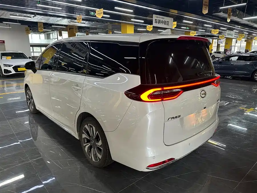 GAC Trumpchi M6