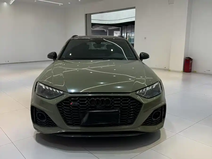 Audi RS 4