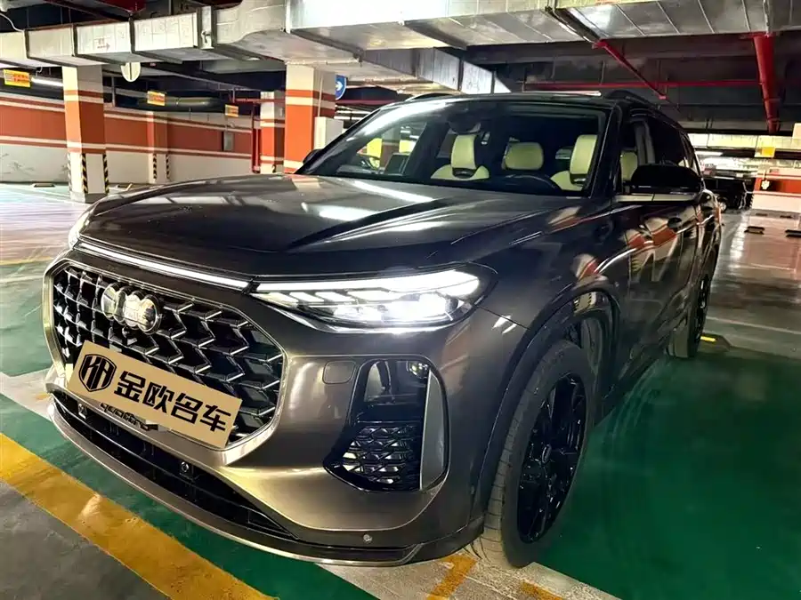 Audi Q6