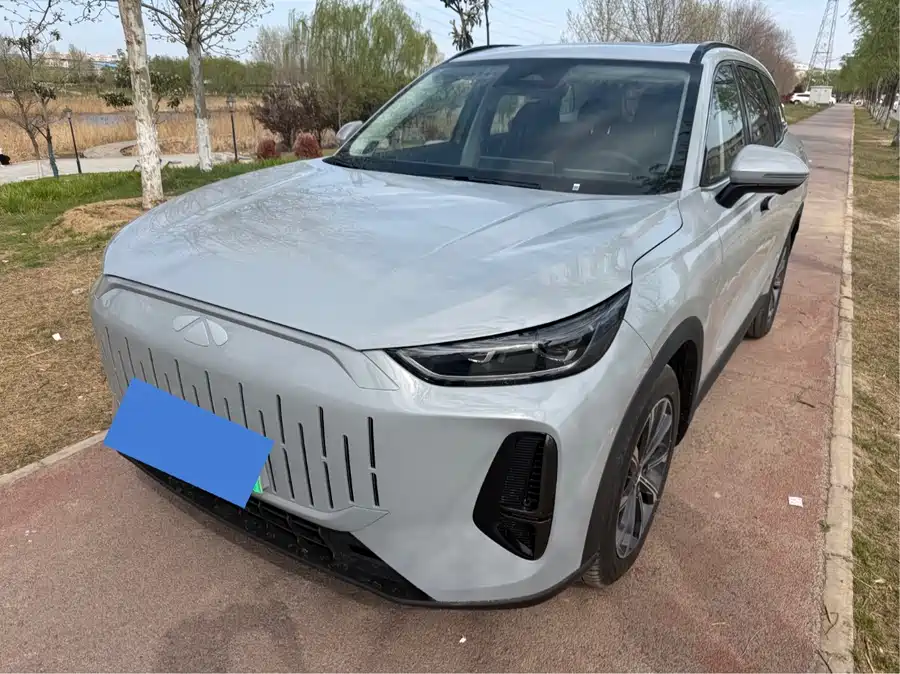 Chery Fengyun T9