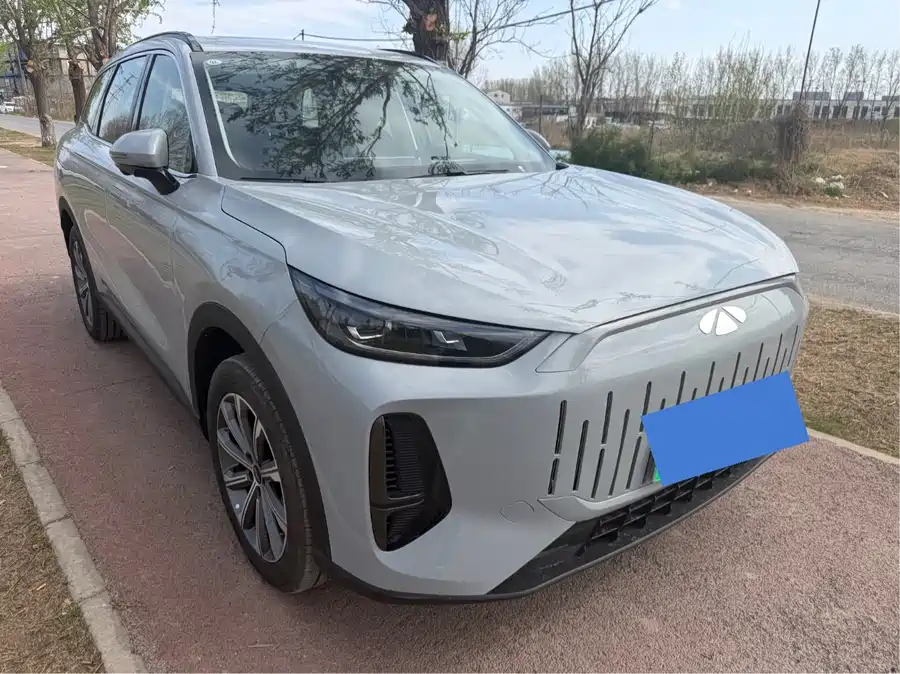 Chery Fengyun T9
