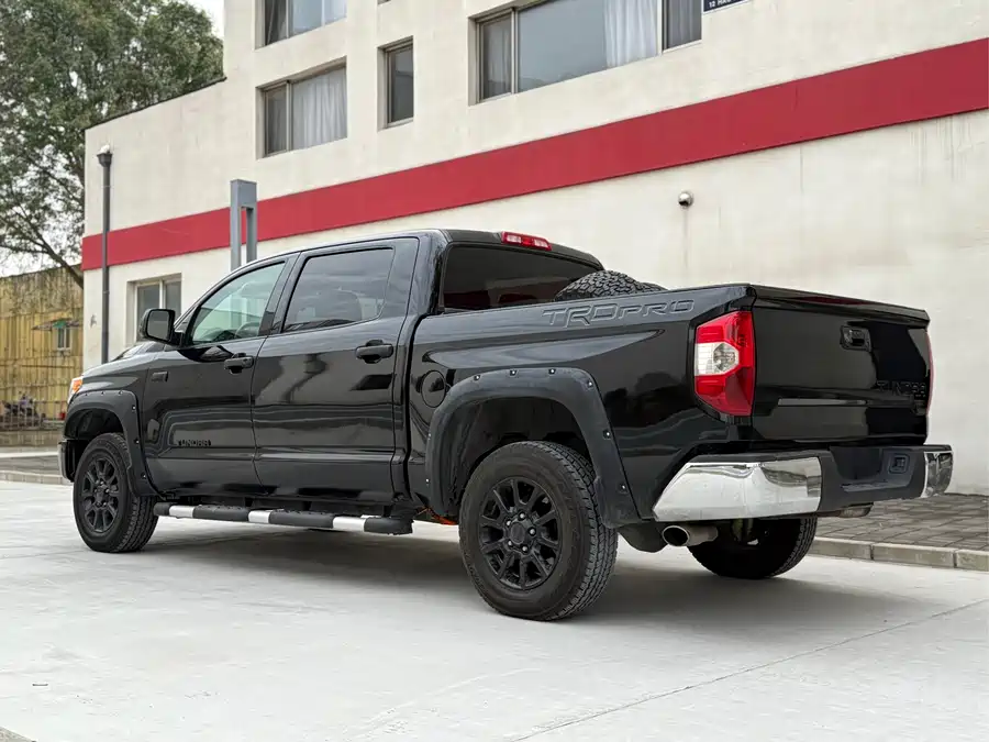 Toyota Tundra