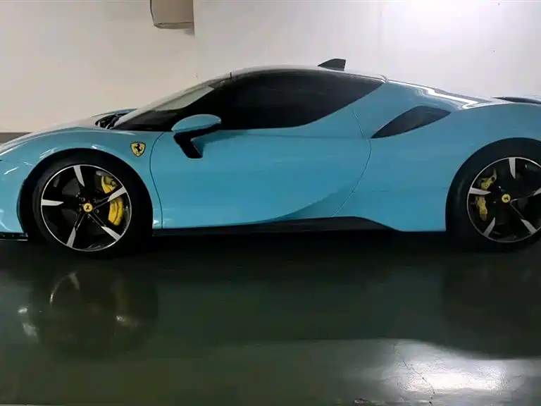 Ferrari SF90
