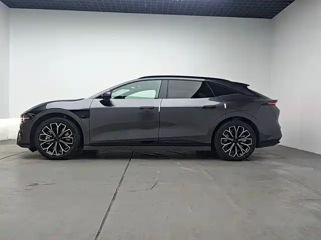 Zeekr 007GT
