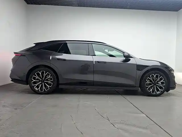 Zeekr 007GT