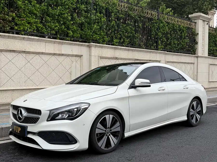 Mercedes-Benz CLA