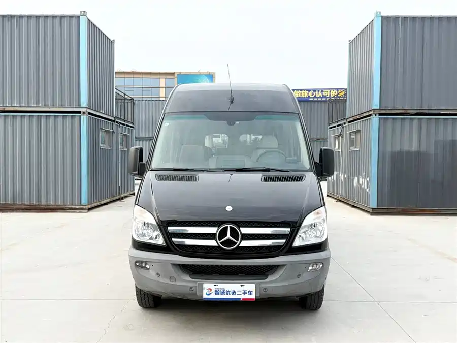 Mercedes Benz Sprinter