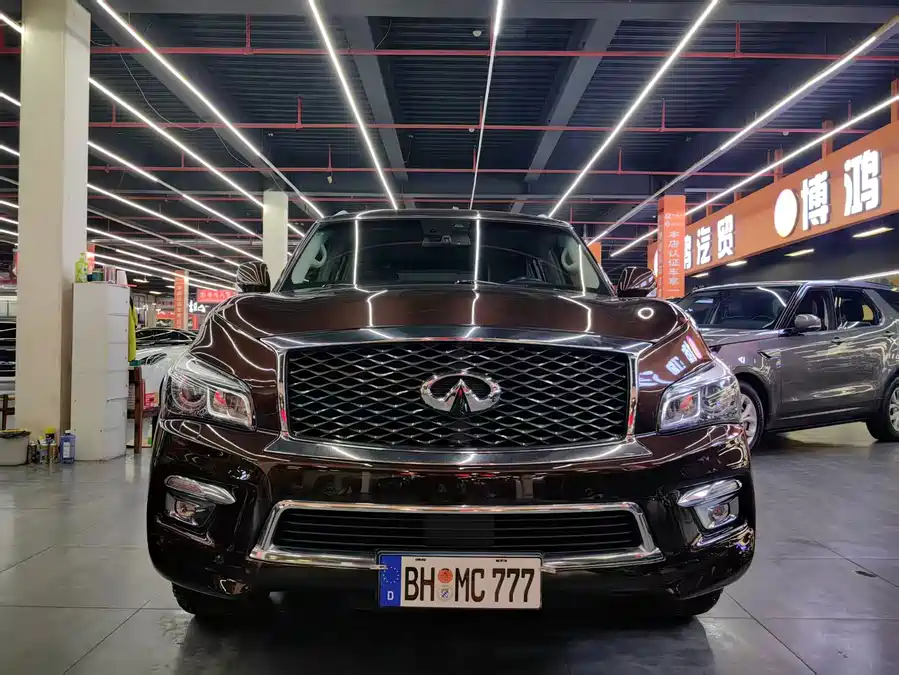 Infiniti QX80