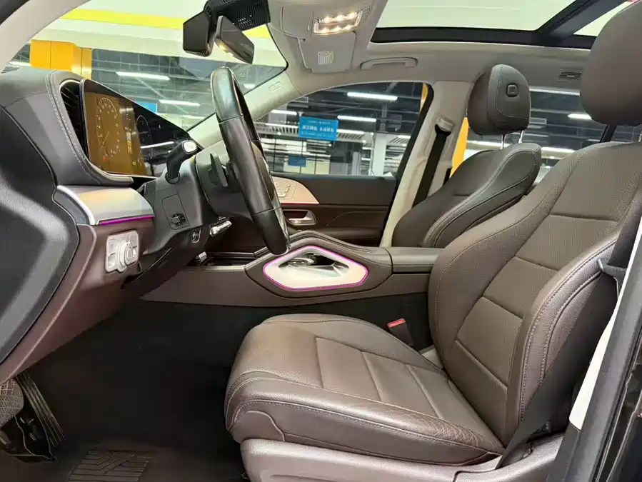 Mercedes Benz GLS