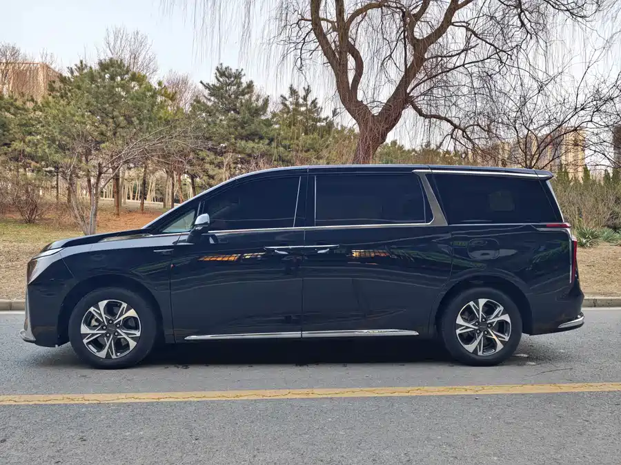 Maxus G90