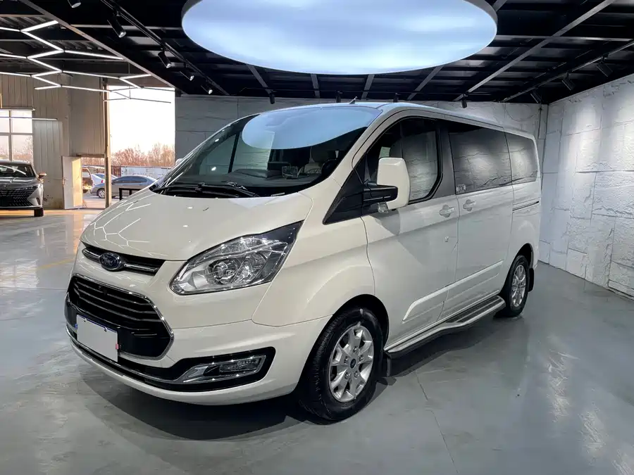 Ford Tourneo