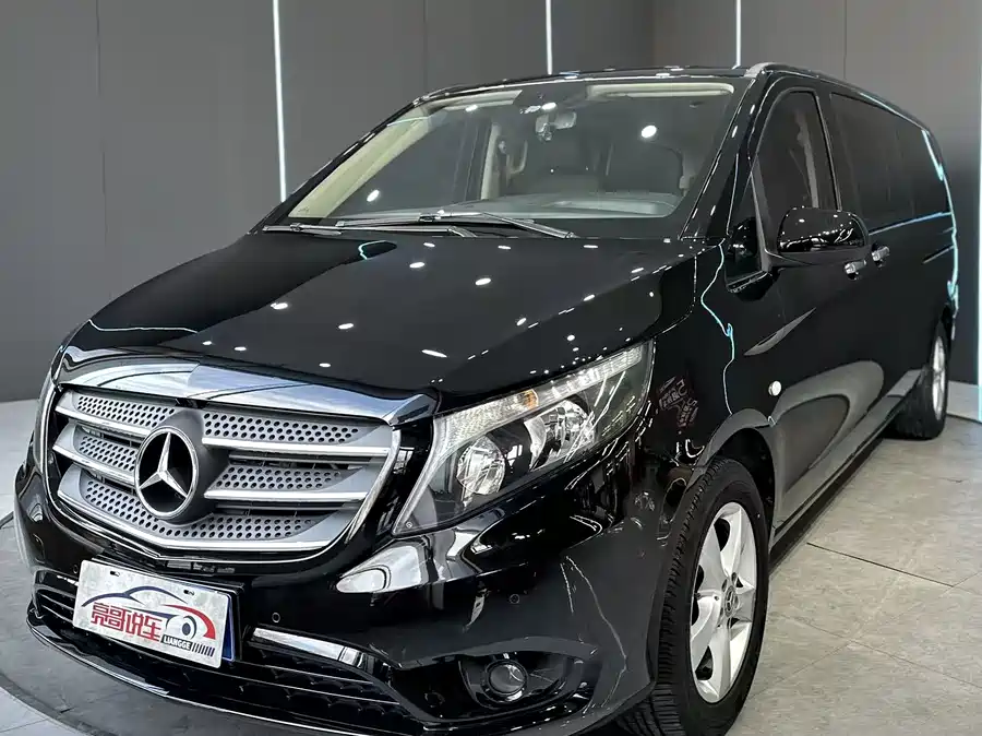 Mercedes Benz Vito