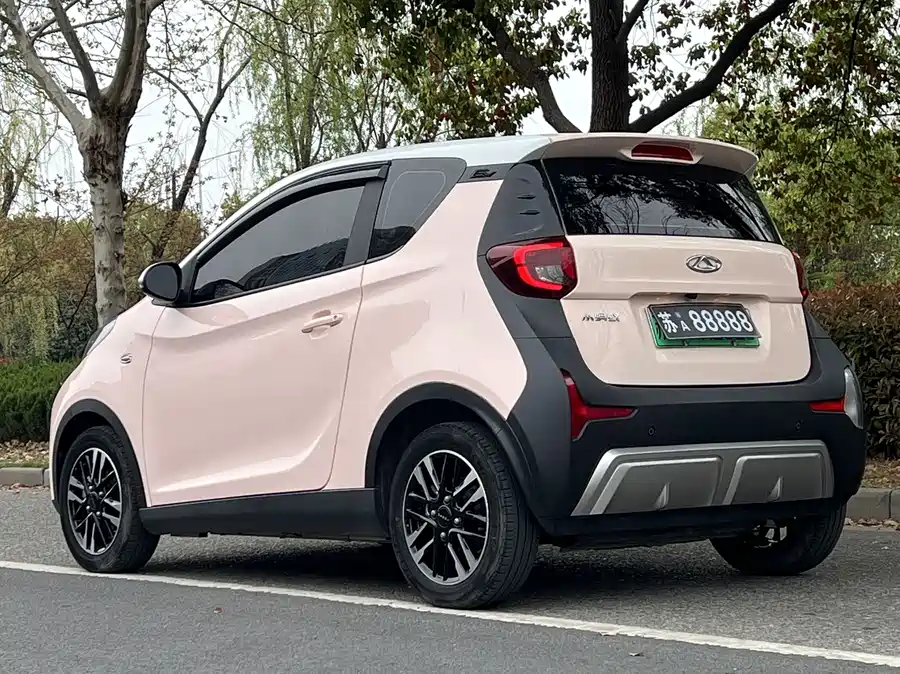 Chery QQ small ant