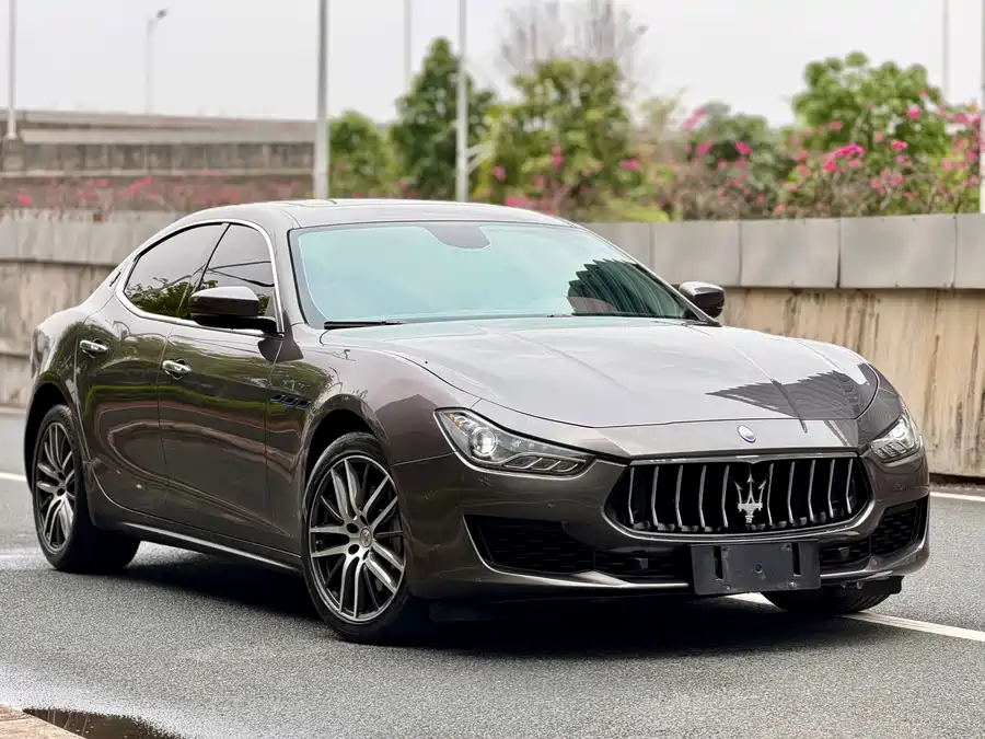 Maserati Ghibli