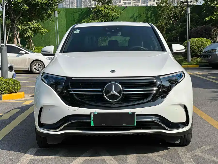 Mercedes Benz EQC