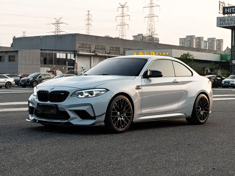 BMW M2