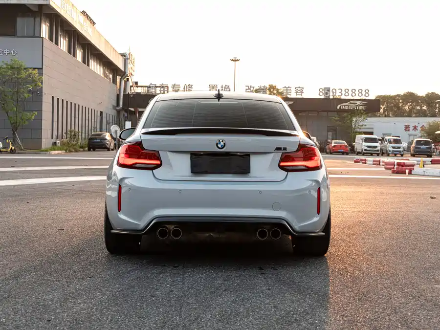 BMW M2