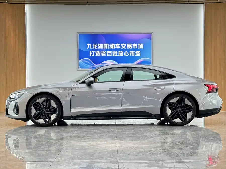 Audi e-tron GT