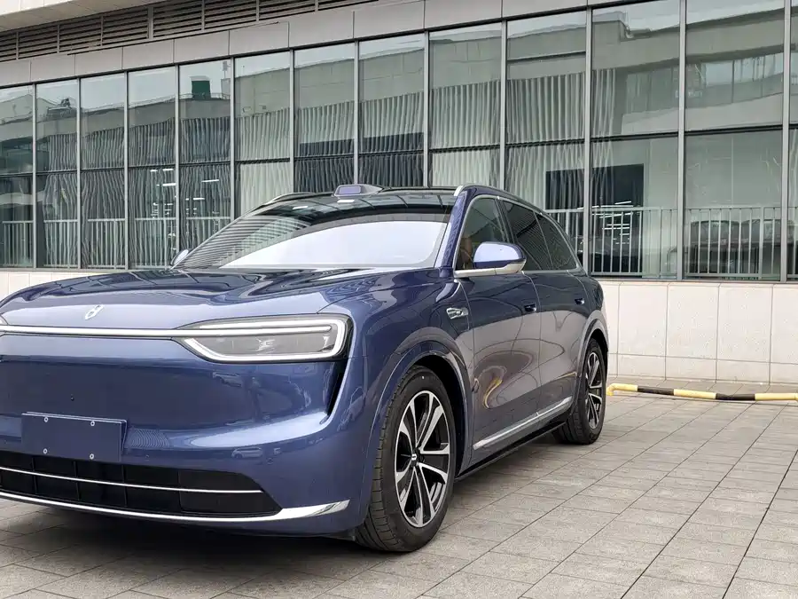 AITO Wenjie M7