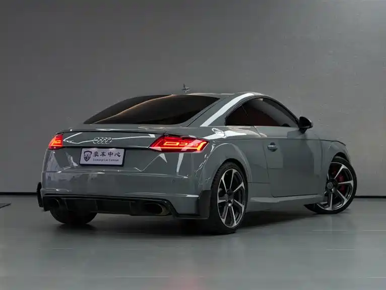 Audi TT RS