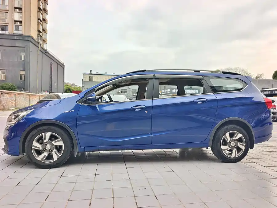 Baojun 310W