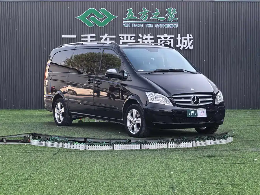 Mercedes Benz Viano