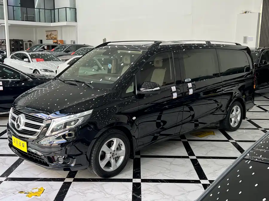Mercedes Benz Vito