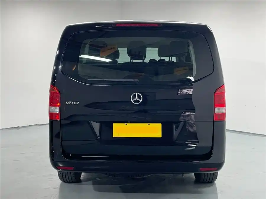 Mercedes Benz Vito