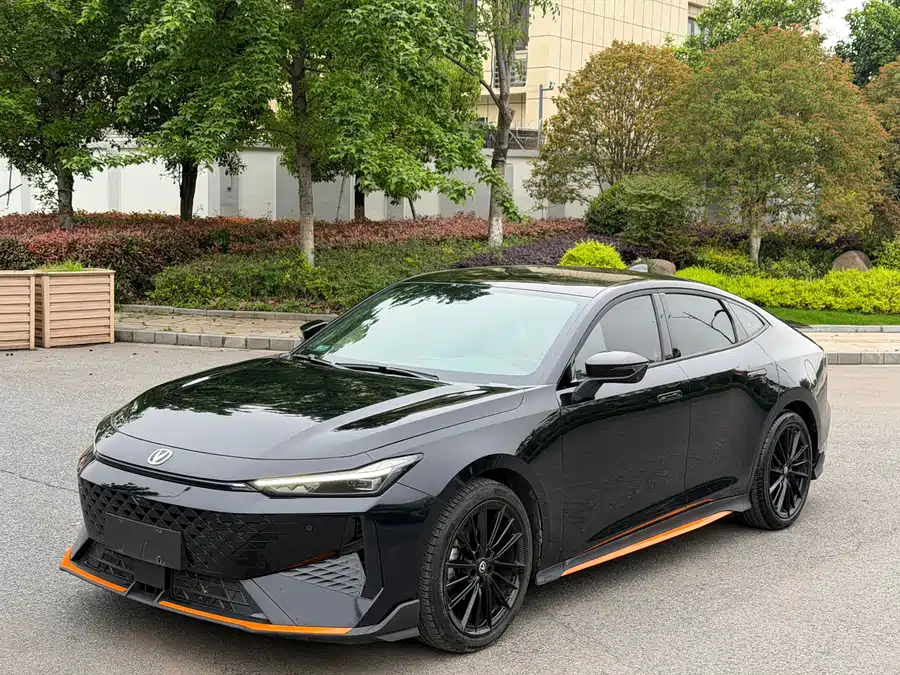 Changan UNI-V