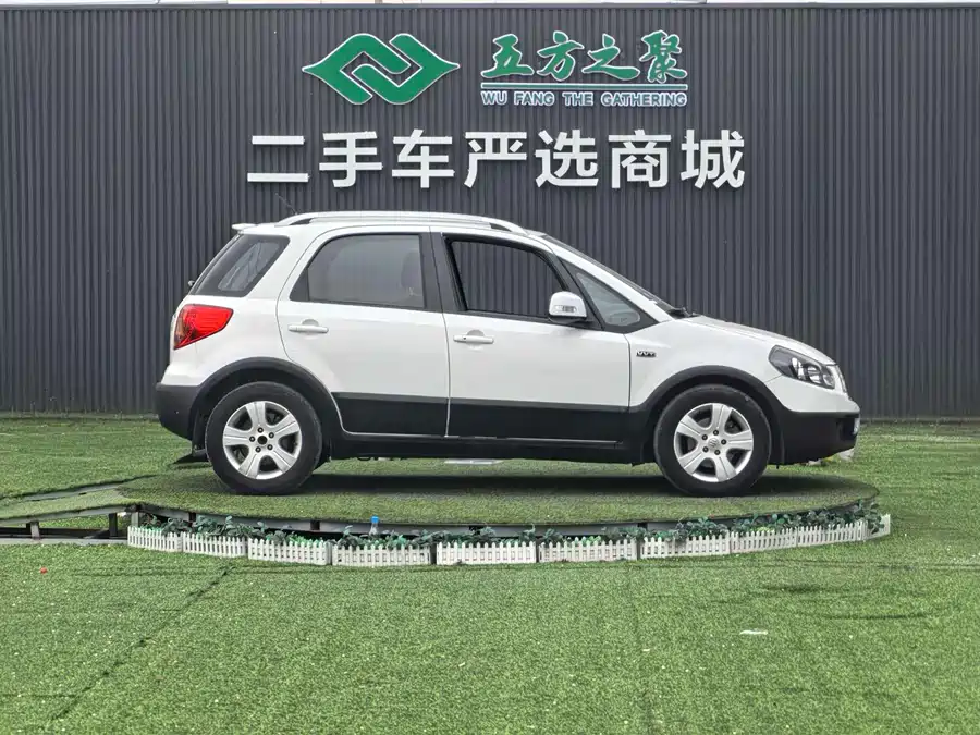 Suzuki SX4
