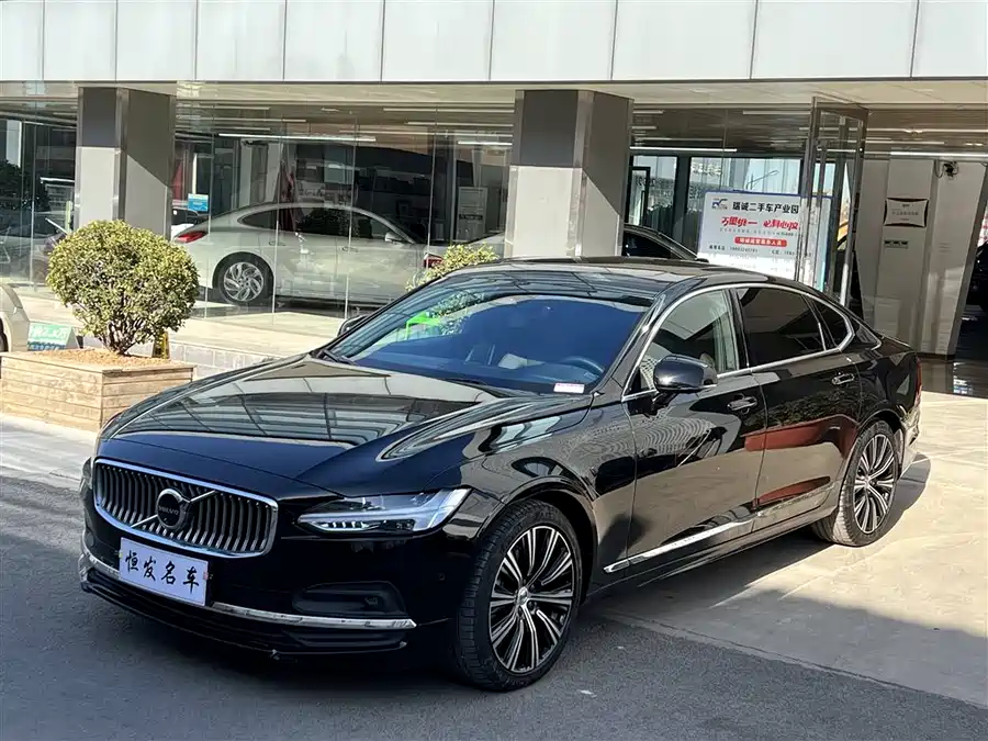 Volvo S90