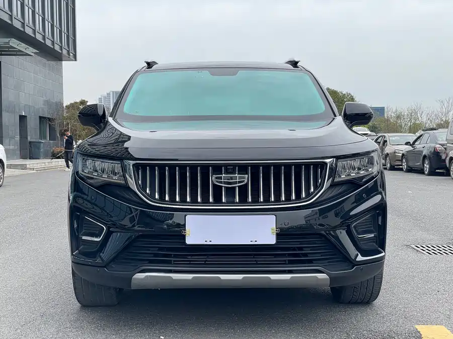 Geely Okavango