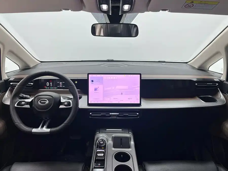GAC Trumpchi E8 PHEV