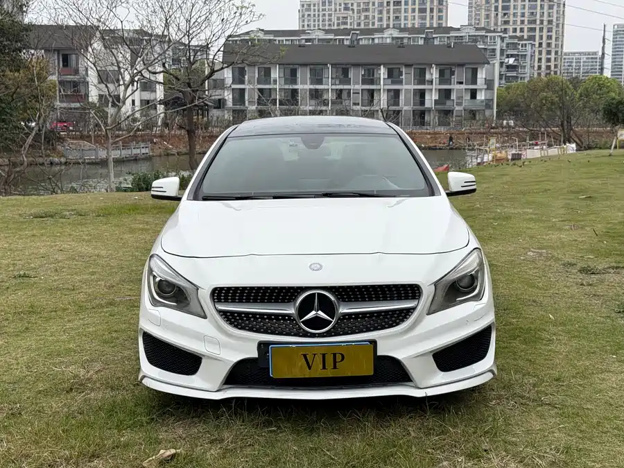 Mercedes-Benz CLA