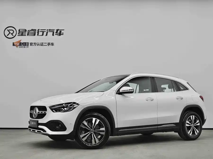 Mercedes Benz GLA